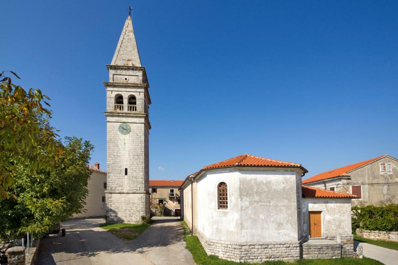 Rural Apartment Carolina Zrenj Luaran gambar